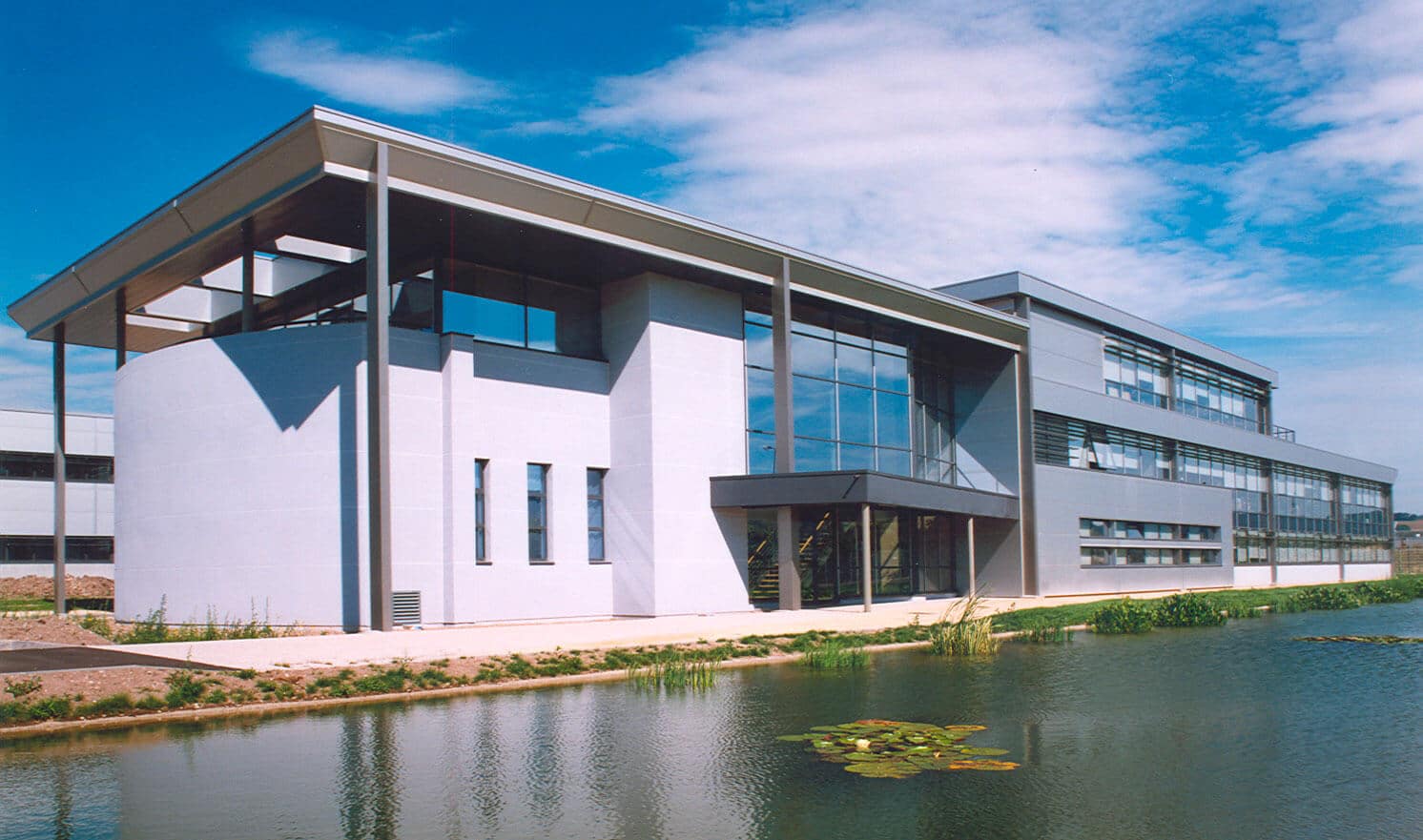 Bâtiment tertiaire > Tertiaire & Bureaux